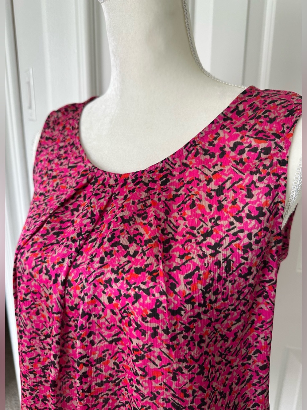 Anne Klein Pink and Black Printed Sleeveless Blouse